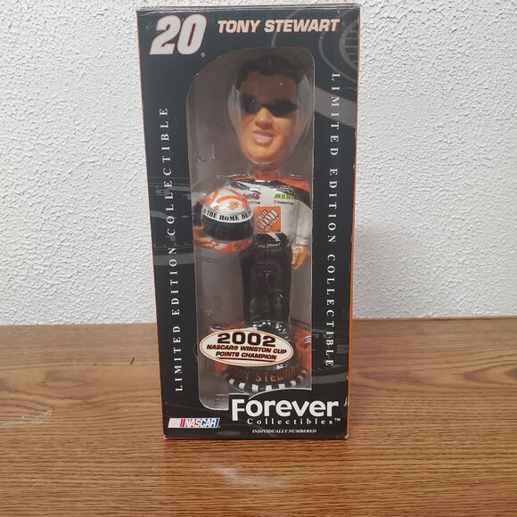 Home Decor - Bobblehead - NASCAR Tony Stewart by Forever Collectibles 7.5 inch - Picture 1 of 5
